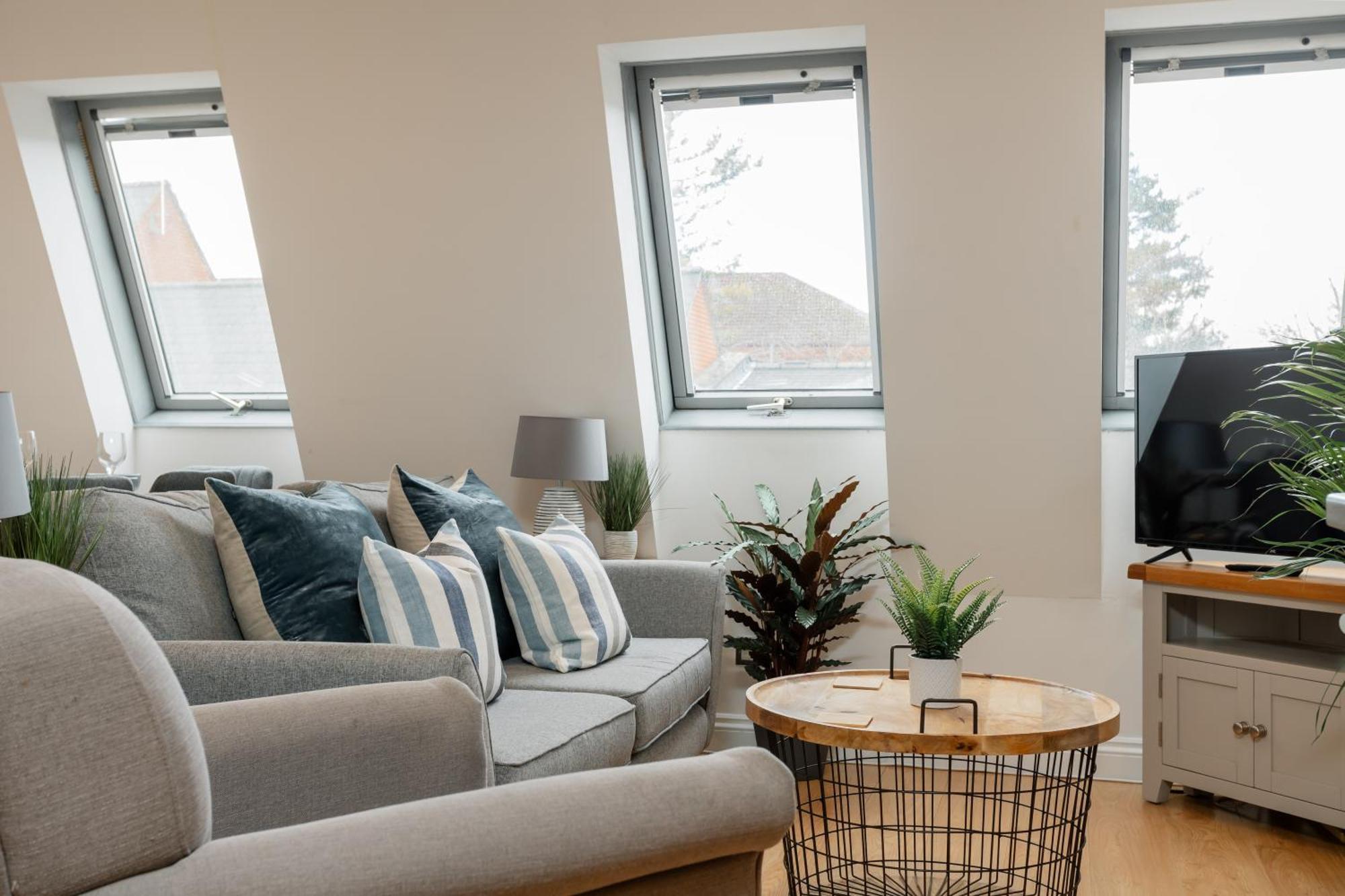 Starhost Residences - Central 3 Bed Apartment At Regents Court, Newbury Newbury  Zewnętrze zdjęcie