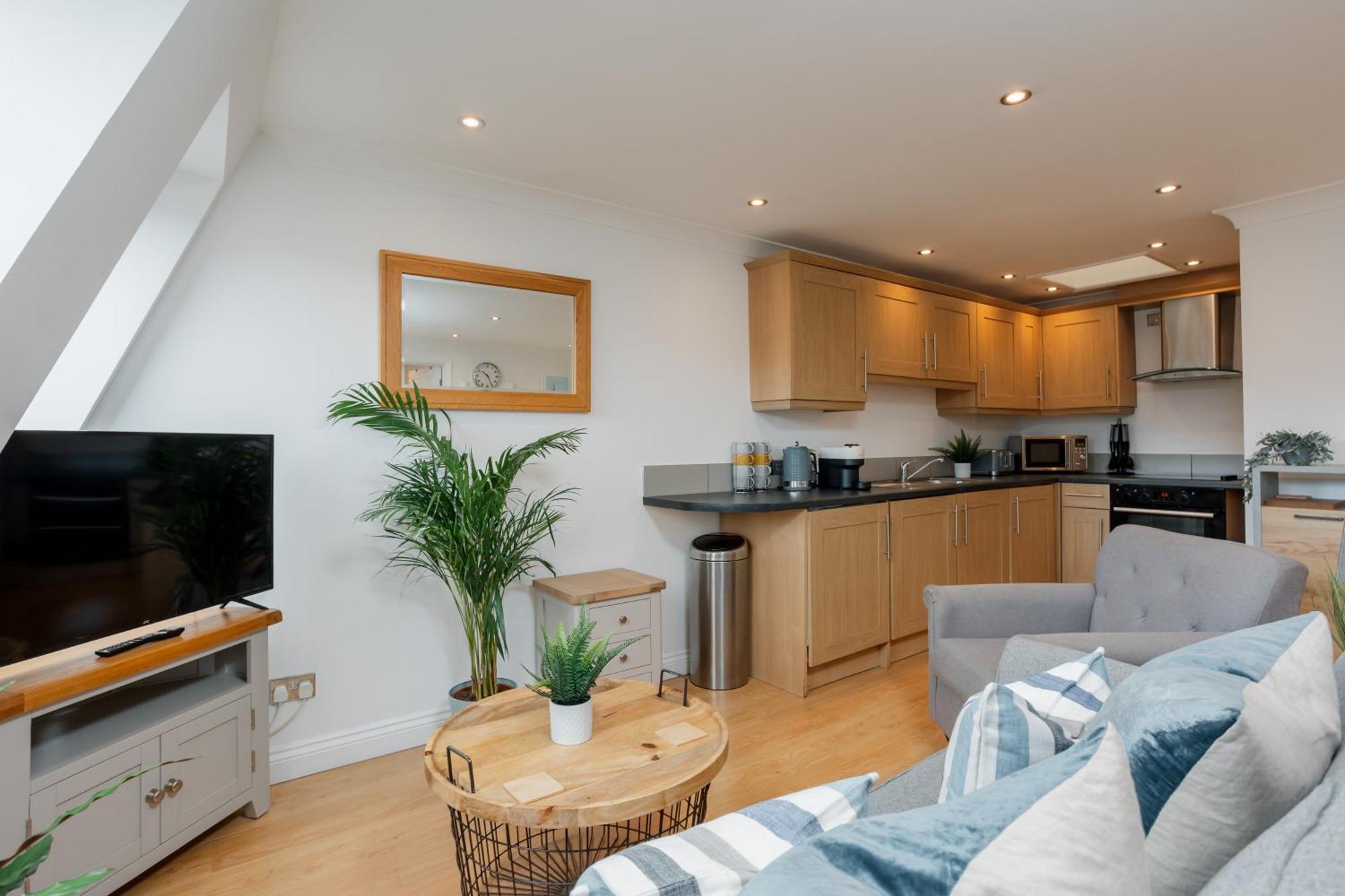 Starhost Residences - Central 3 Bed Apartment At Regents Court, Newbury Newbury  Zewnętrze zdjęcie