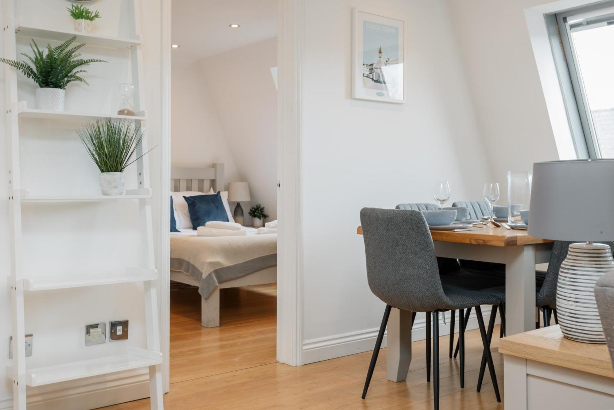 Starhost Residences - Central 3 Bed Apartment At Regents Court, Newbury Newbury  Zewnętrze zdjęcie